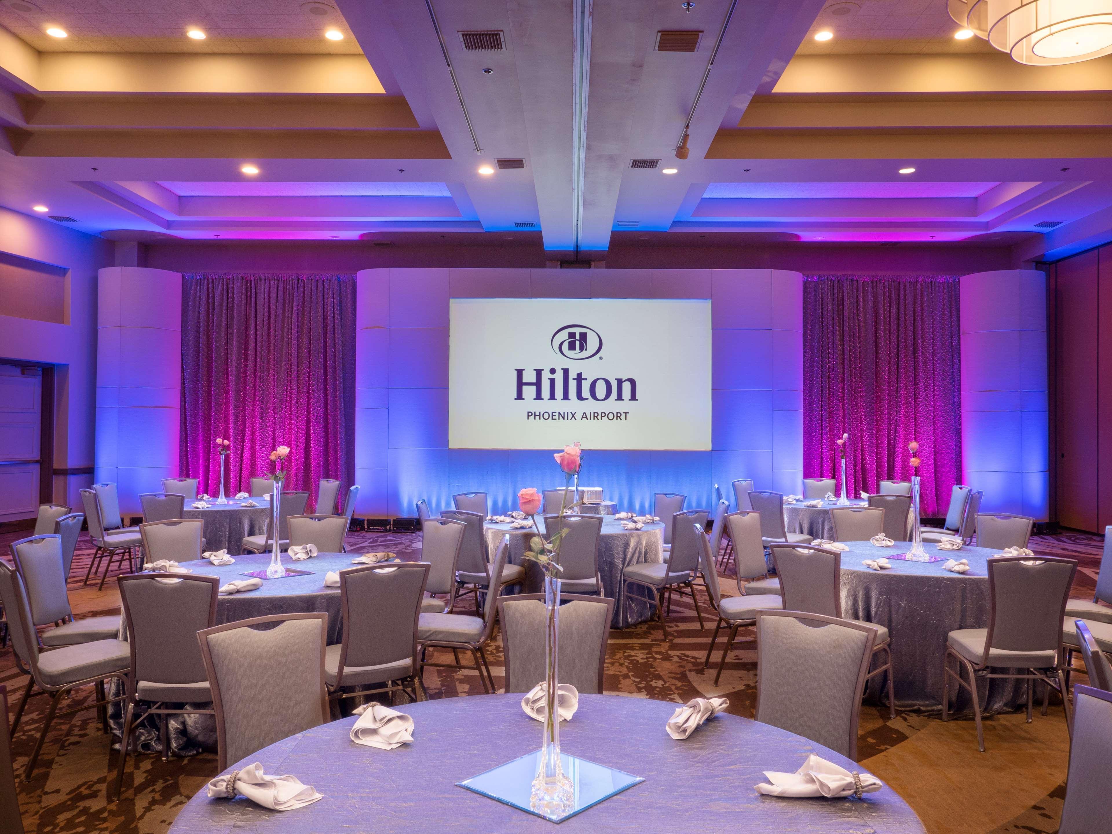 Hilton Phoenix Airport Экстерьер фото