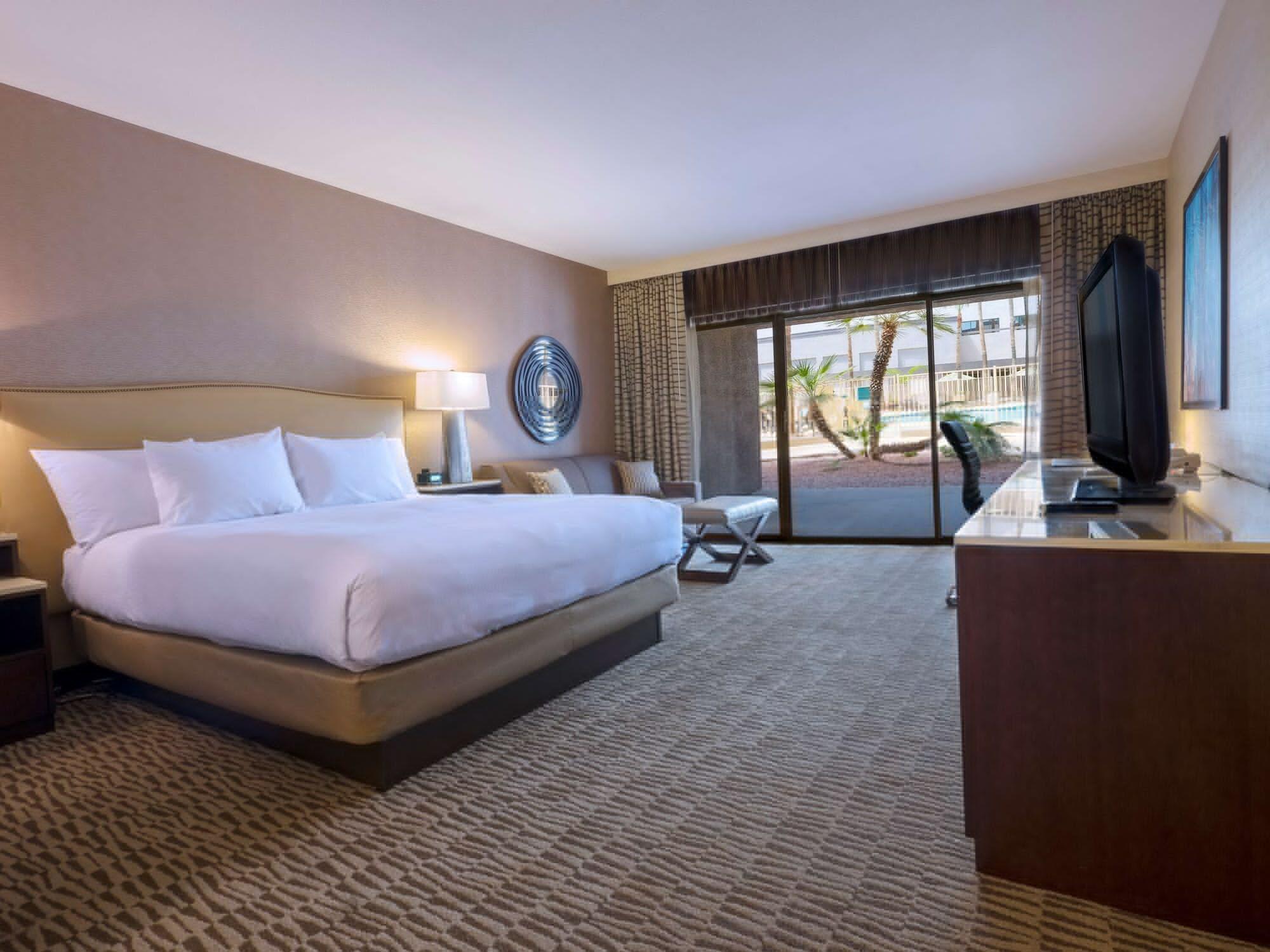 Hilton Phoenix Airport Экстерьер фото