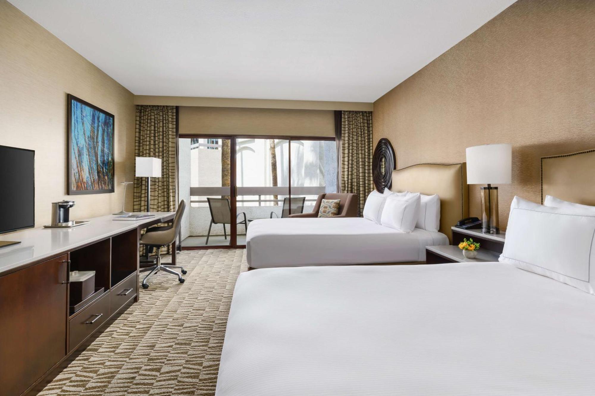 Hilton Phoenix Airport Экстерьер фото