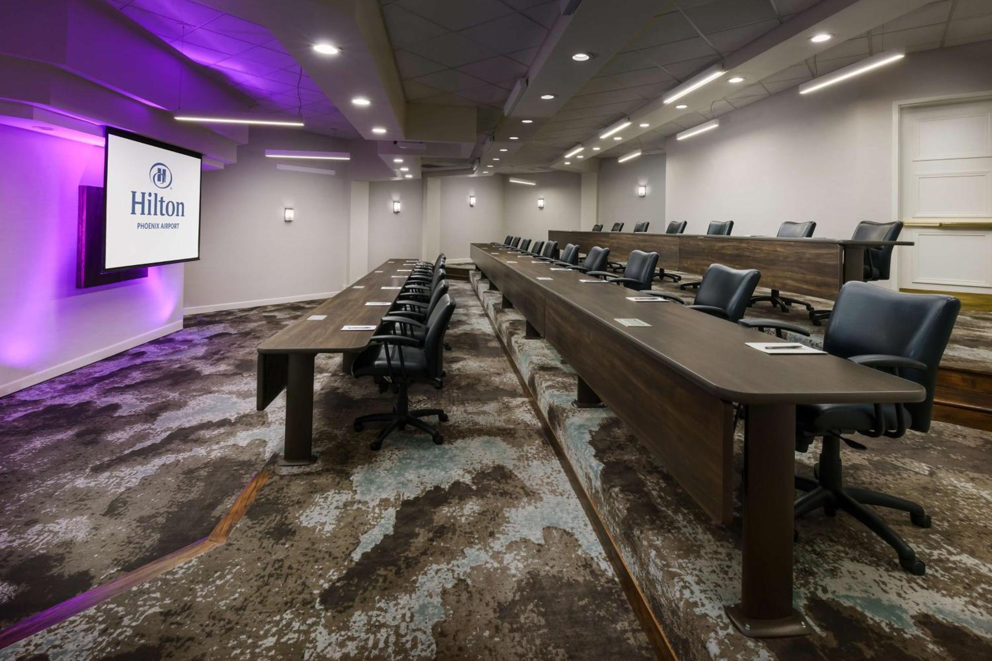 Hilton Phoenix Airport Экстерьер фото